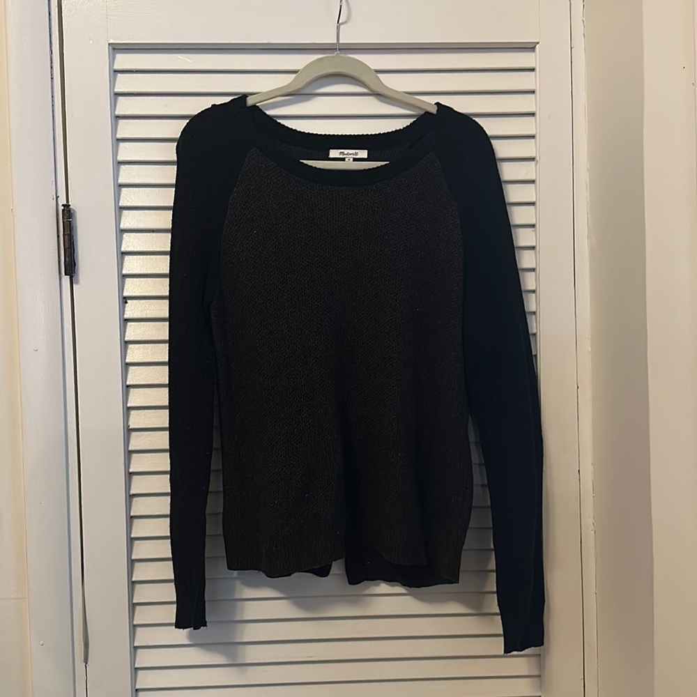 Lightly worn Madewell sweater size Medium. Open back details.